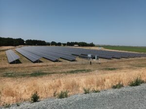 A solar pumping array near the Sacramento Rover in California